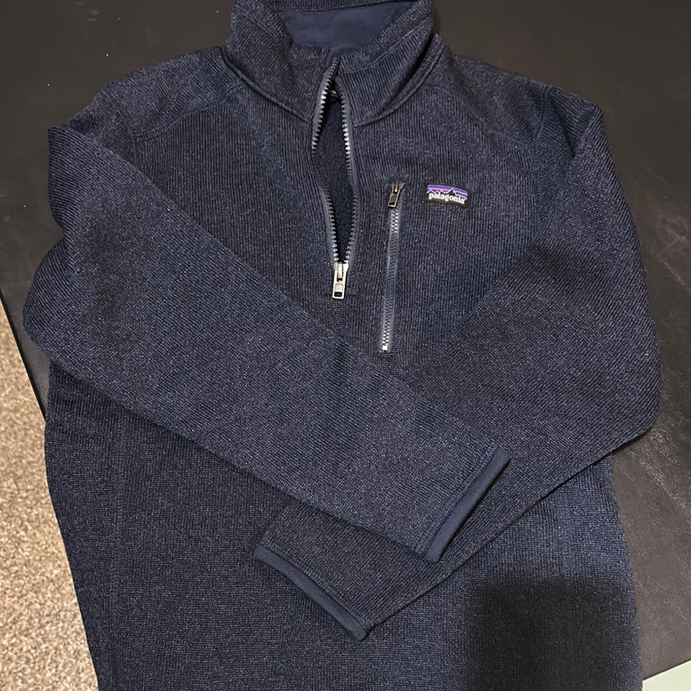 Patagonia Blue Zip Up Top with Athletic Design